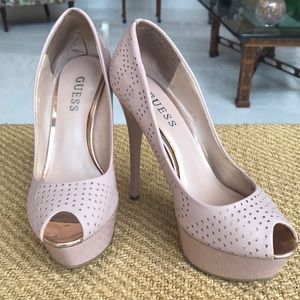 Guess platform pumps 7.5